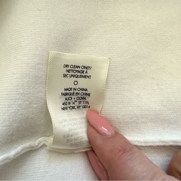 Alice and Olivia women top size XS - Picture 6 of 8